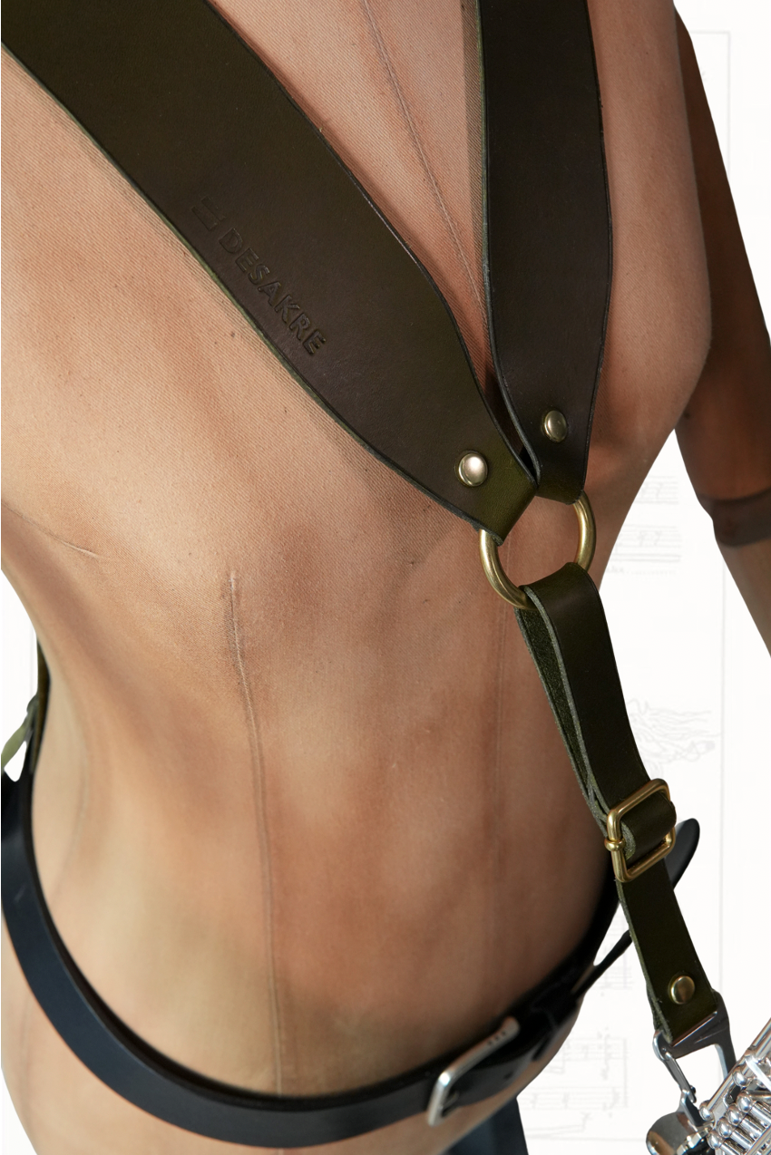 Ergonomic leather harness for sax & clarinet